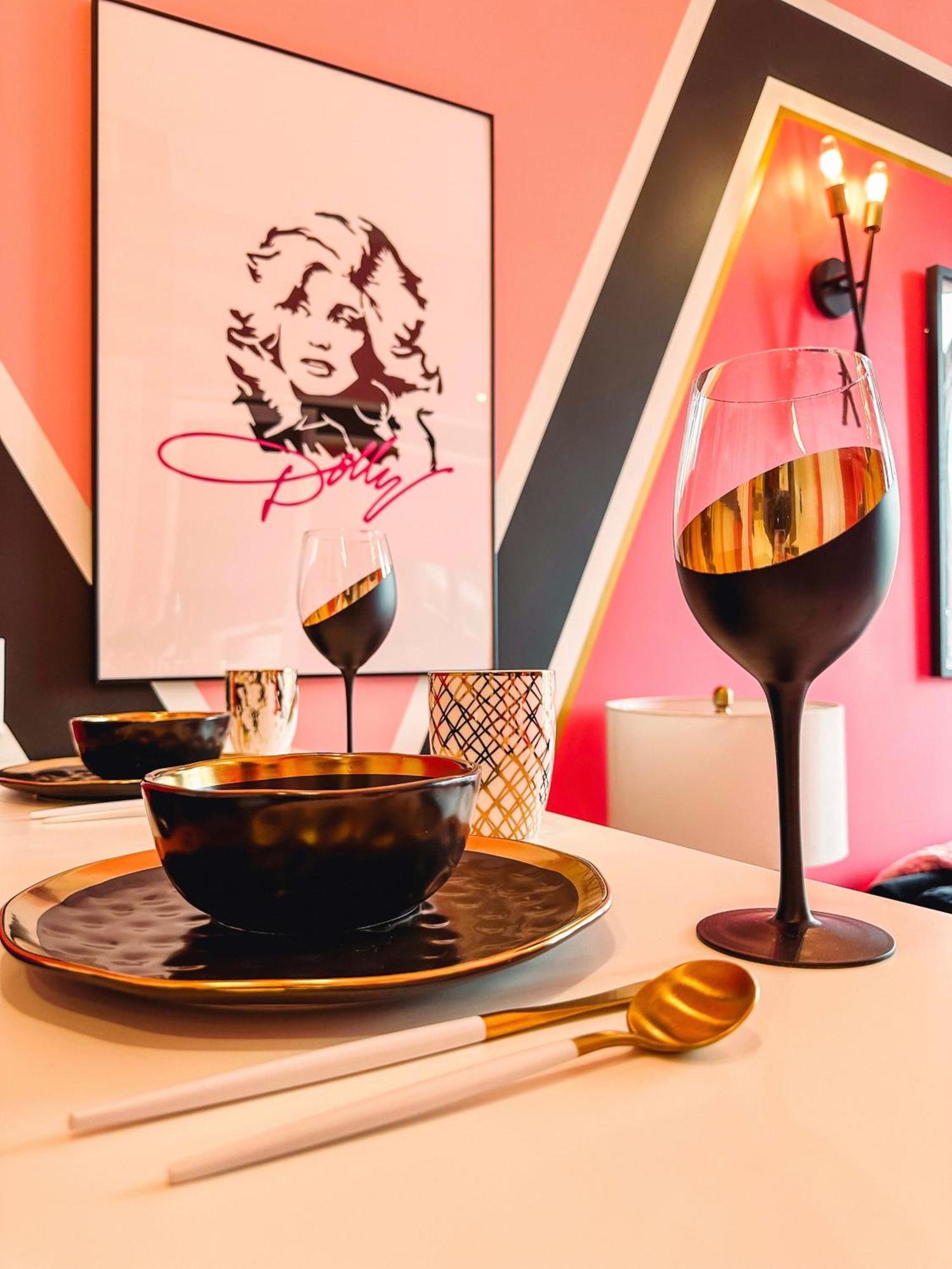 Villa Dolly'S Glam Getaway - Glittering Gem Near Broadway Nashville Exterior foto